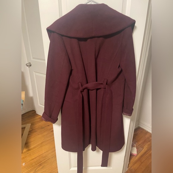 Ann Taylor Plum dress coat with tie size small - Picture 4 of 4
